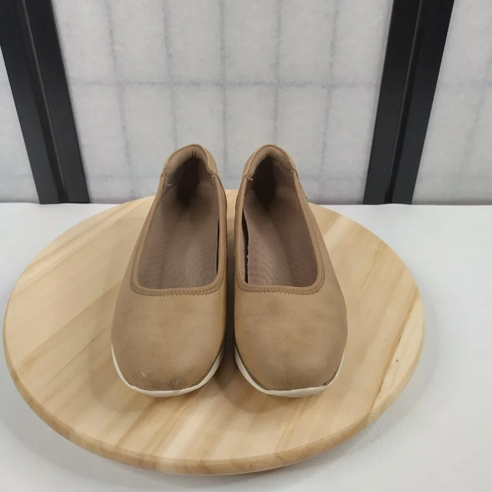 Naturalizer ballet flat